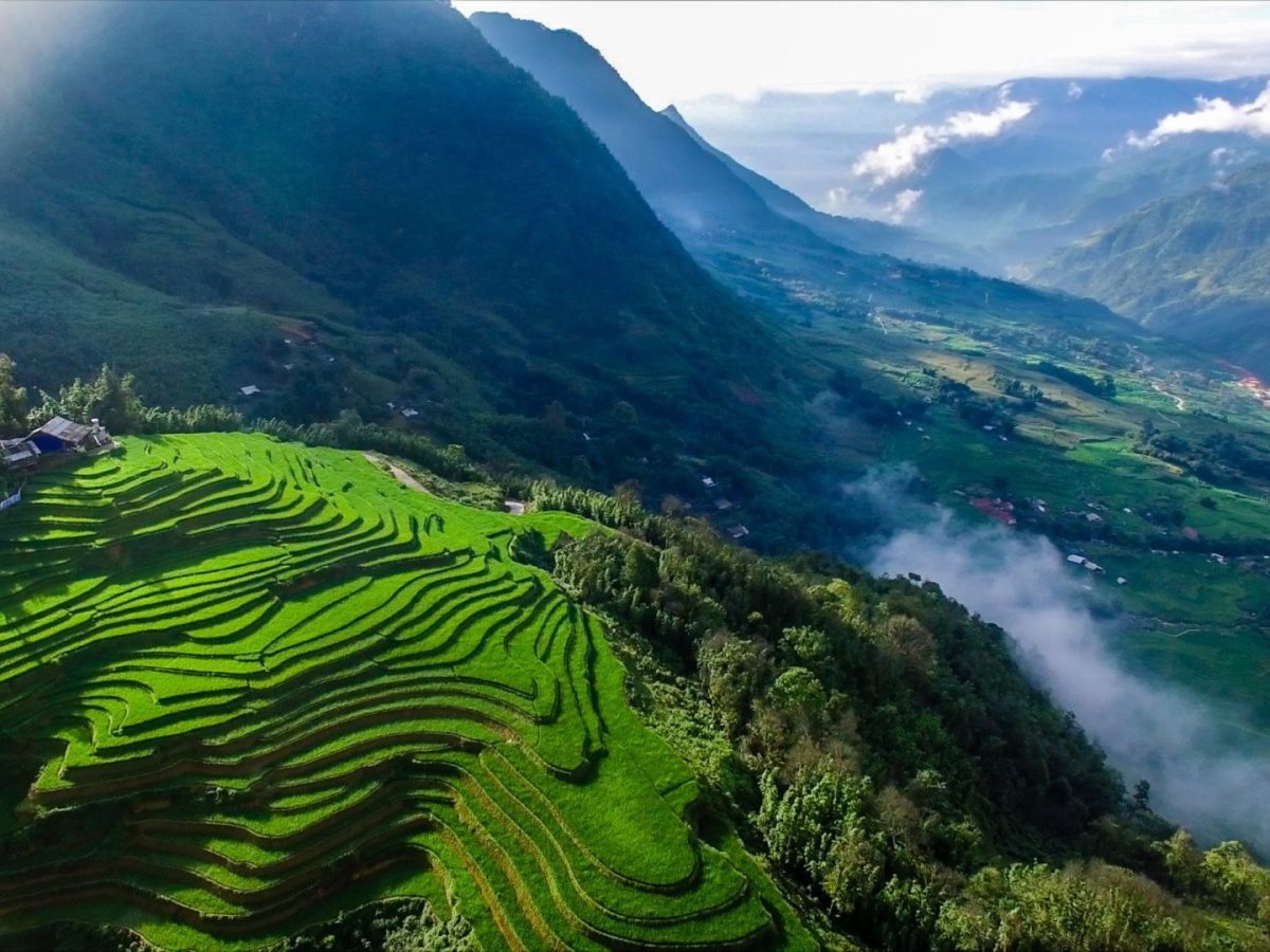 Authentic Vietnam Itinerary from Mountain to the Sea