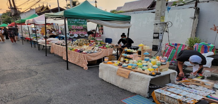 Sunday-Night-Market
