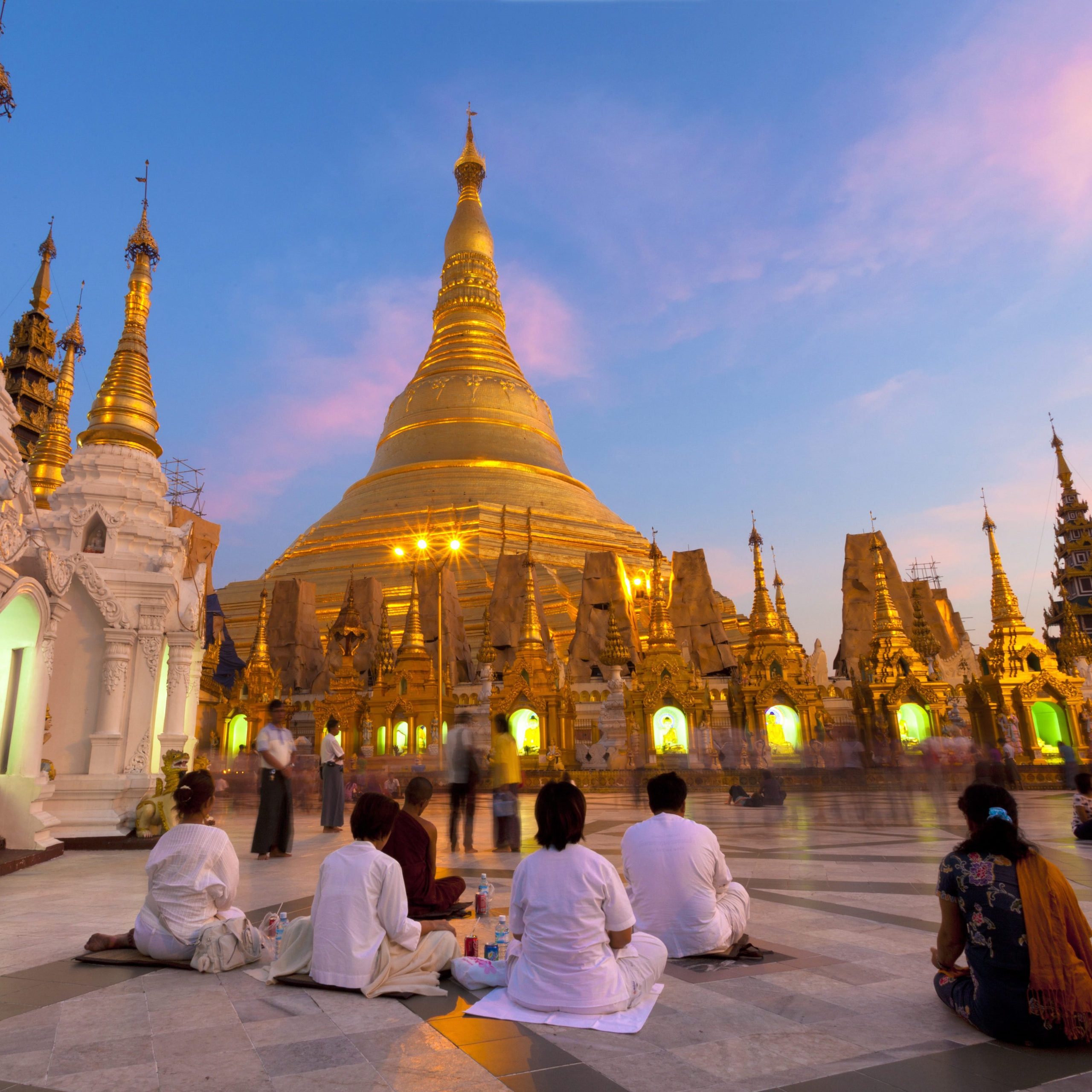 Day 6: Inle Lake – Heho – Yangon (By Flight 10:20 – 11:30)