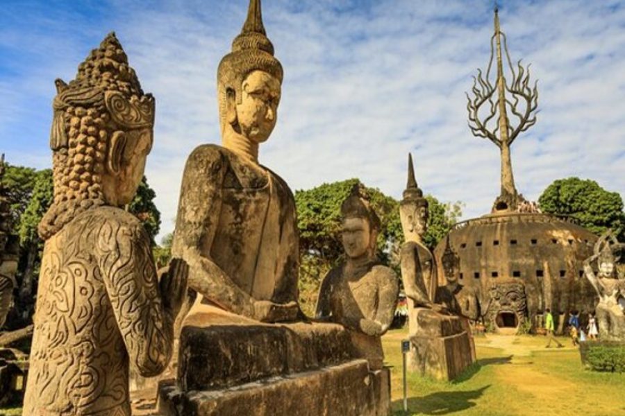 laos tour