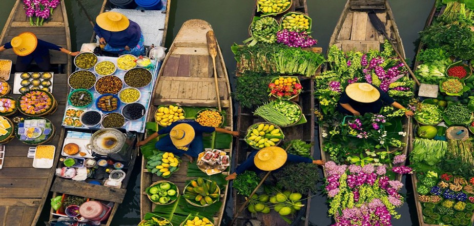 Day 4: Cai Rang Floating Market - Tan Son Nhat Airport - Flight to Da Lat (B)