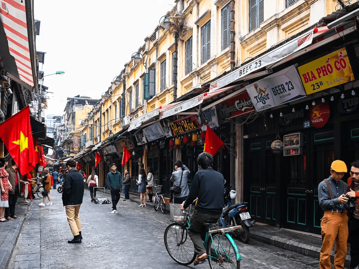 kinh-nghiem-du-lcihj-pho-co-ha-noi-1