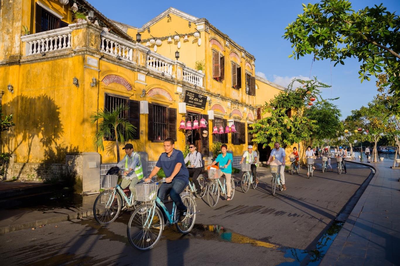 cycling tours
