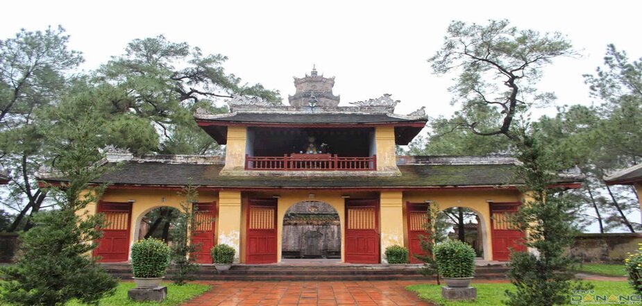 Tam Quan Gate 