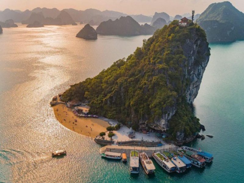 tour travel vietnam
