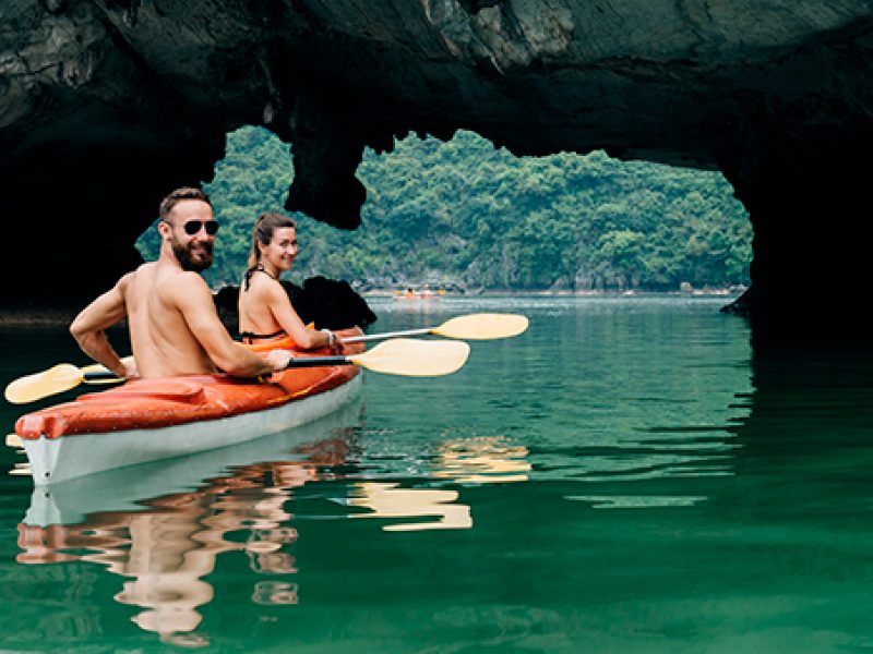 1. What is a private tour?