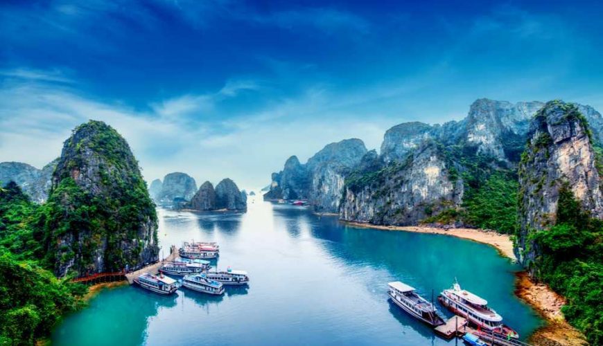 Vietnam Travel Reviews 2025 – All You Need Know When Traveling Vietnam