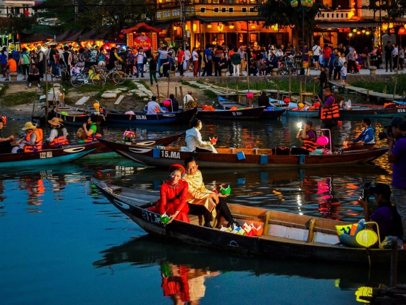 custom clothes hoi an