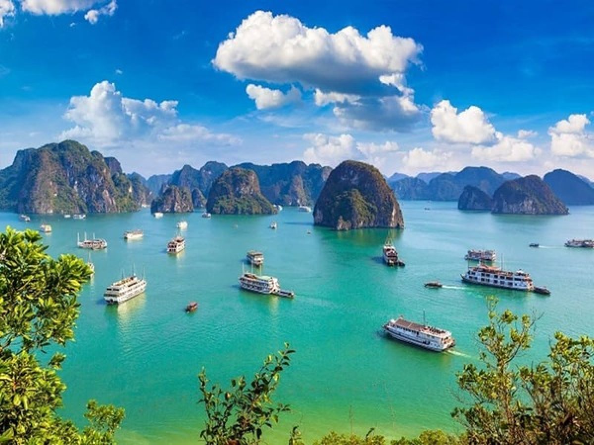 Best Halong Bay Day Trip – Join Group Tour