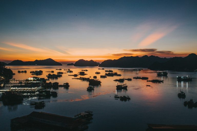 Vietnam in depth – 12-day private tour: Hanoi, Ha Long Bay, Hue, Hoi An, Saigon, Mekong Delta