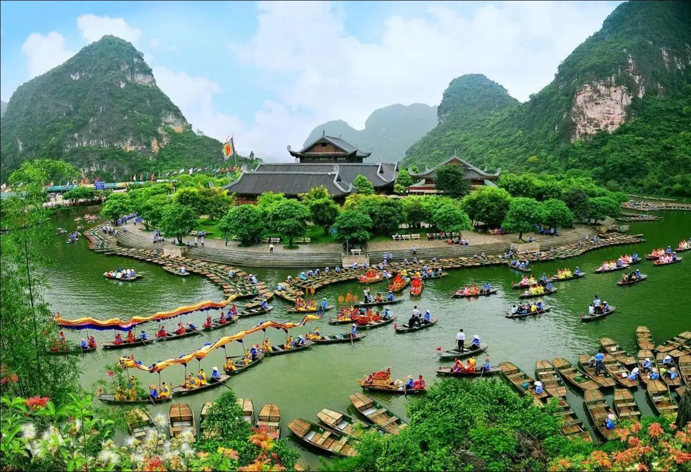 Where To Stay In Ninh Binh: Top 6 Best Accommodation Areas
