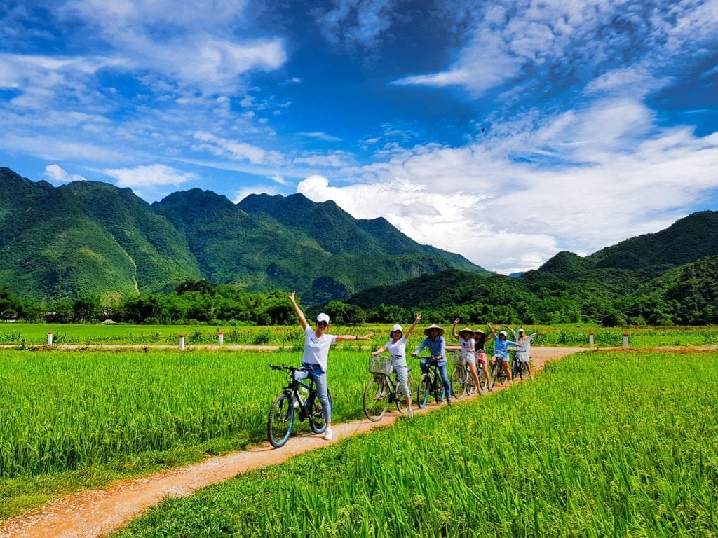 Mai Chau Ninh Binh Tour: The Most Detailed Travel Guide
