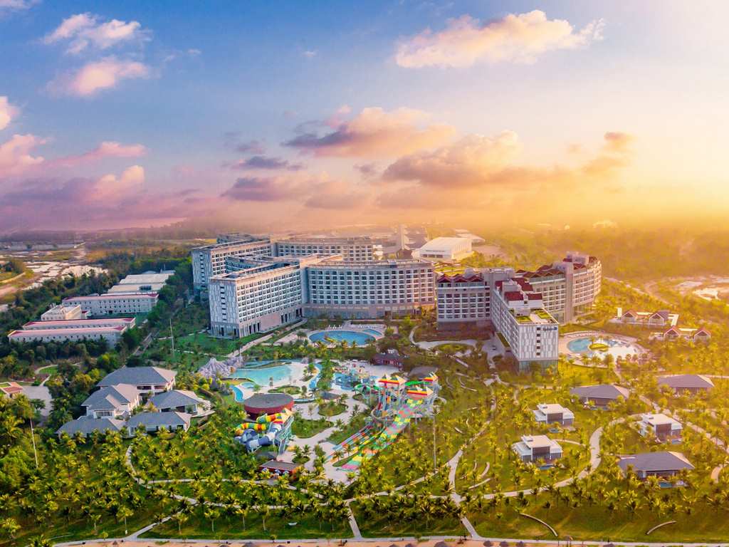 Discover The Top 10 Most Famous Vietnam Resorts 5-Star