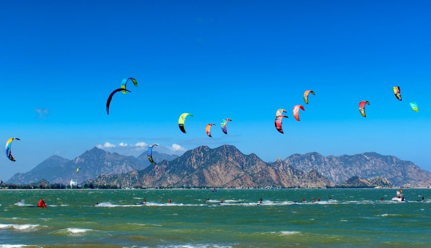 Explore The Top 3 Most Famous Schools For Kitesurfing In Mui Ne