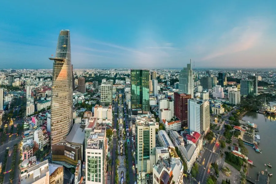 high-rise building near body of water during daytime