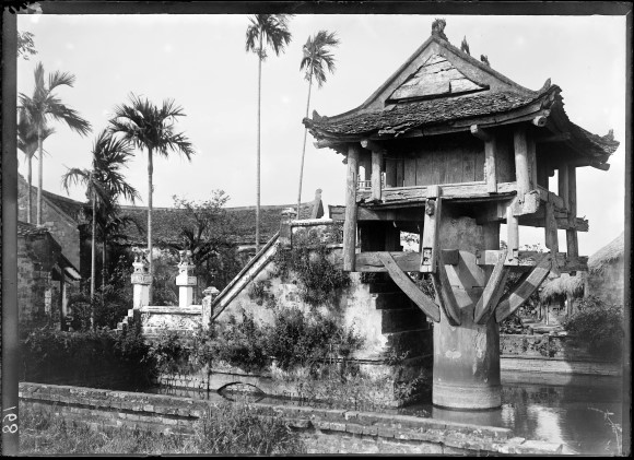 one pillar pagoda hanoi