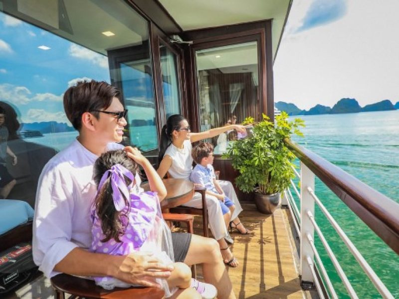 orchid cruise Halong bay