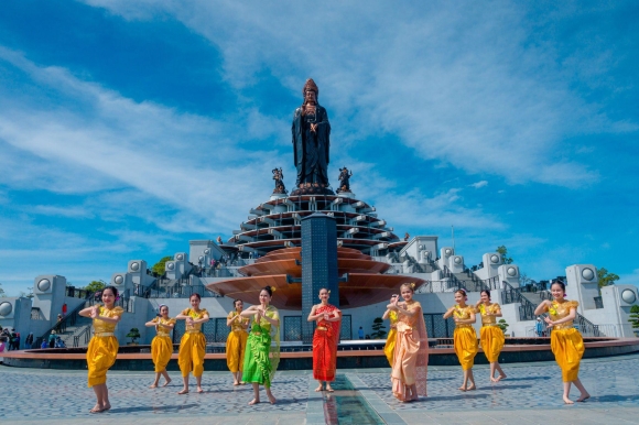 tet vietnam festival