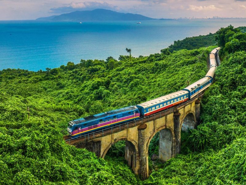 luxury train travel vietnam