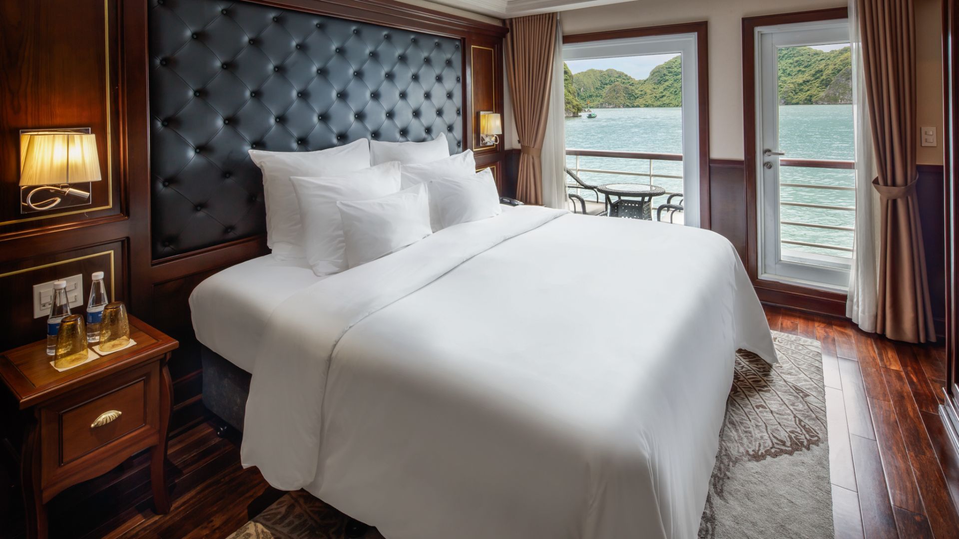 Paradise Elegance Cruise