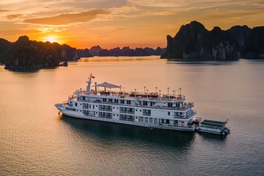 Paradise Elegance Cruise
