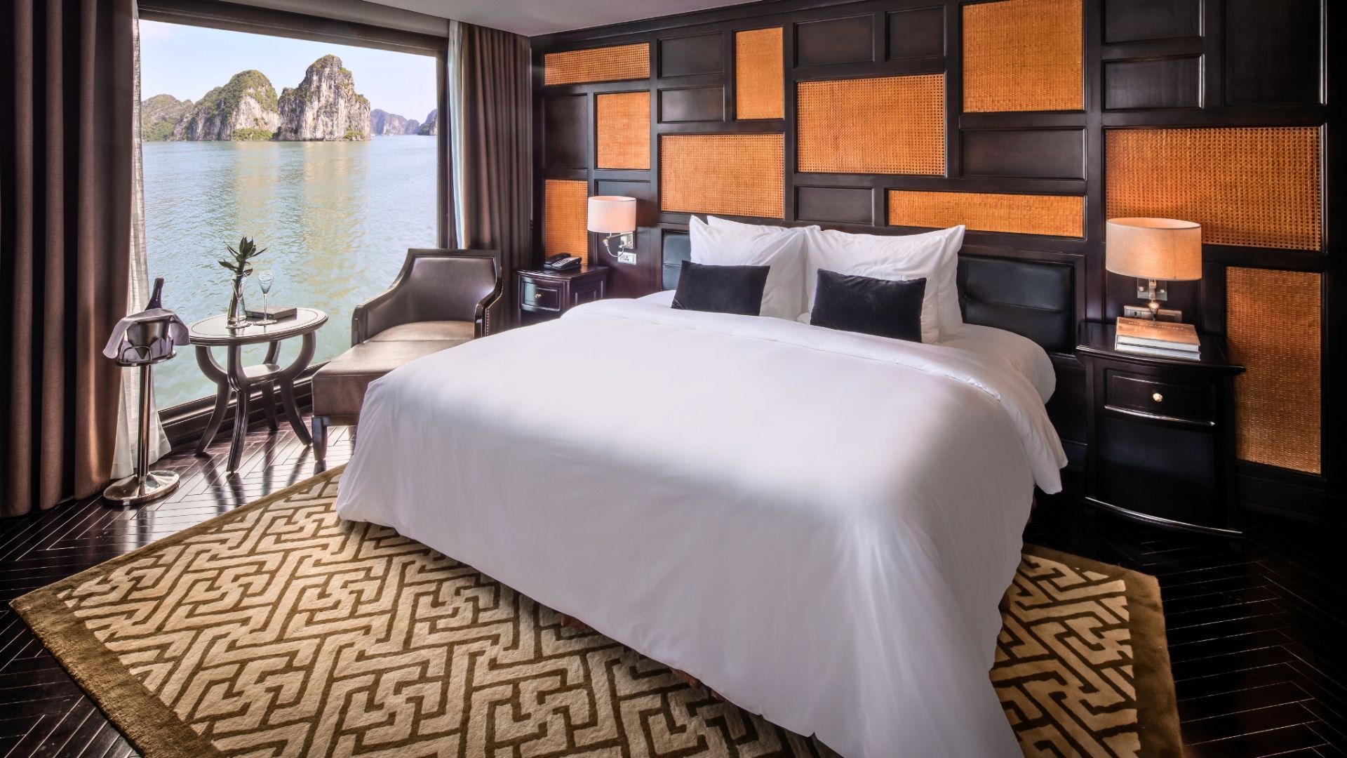 Ambassador Captain Suite