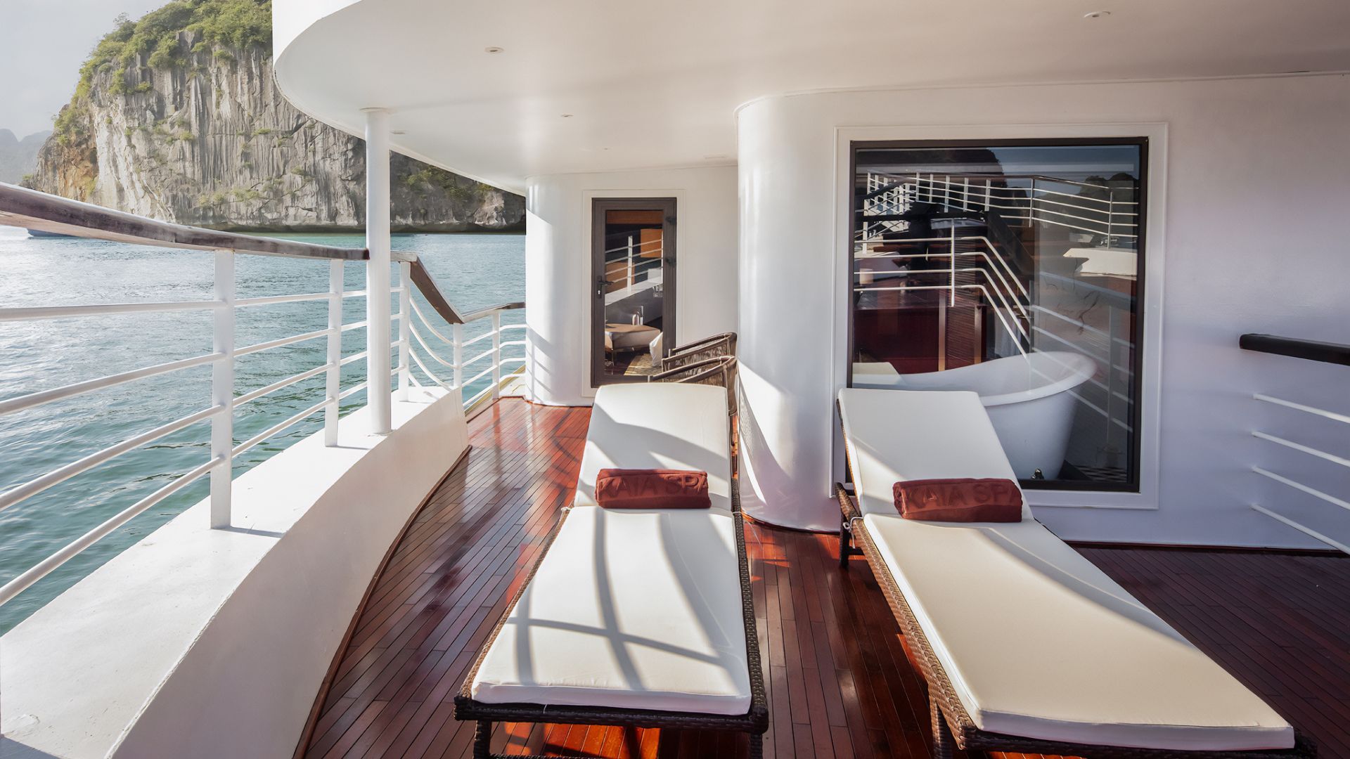 Ambassador Captain Suite