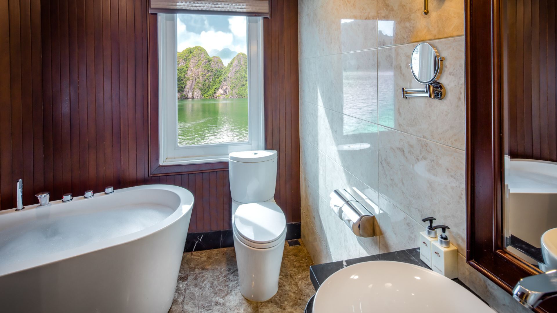 Elegance Balcony Suite