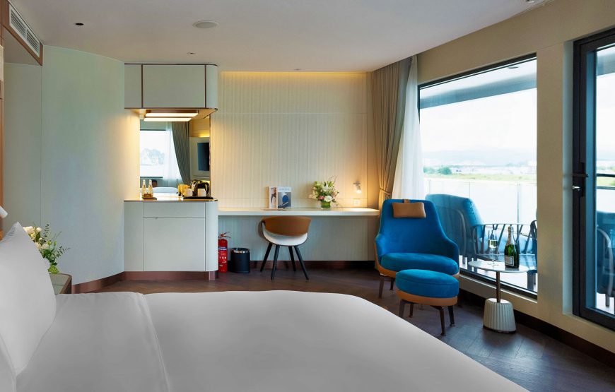 Essence Suite