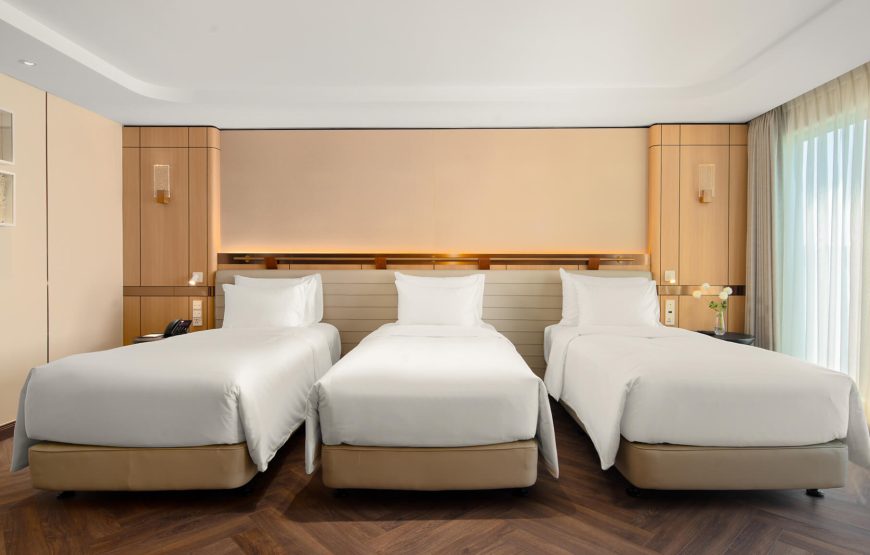 Ocean Suite Triple