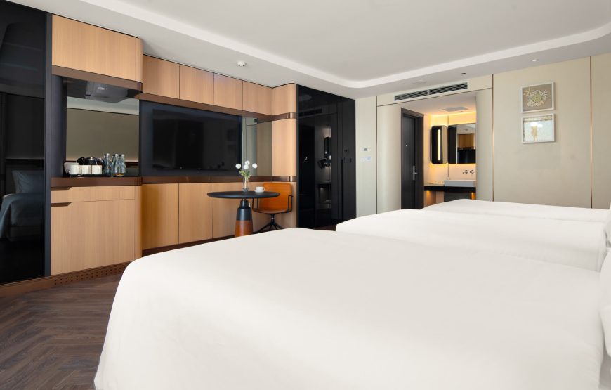 Ocean Suite Triple