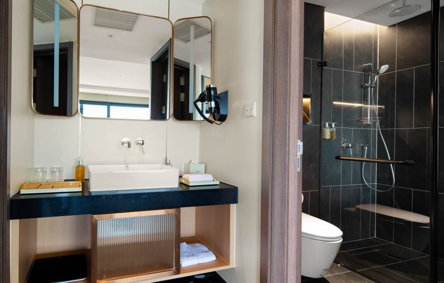 Veranda Suite