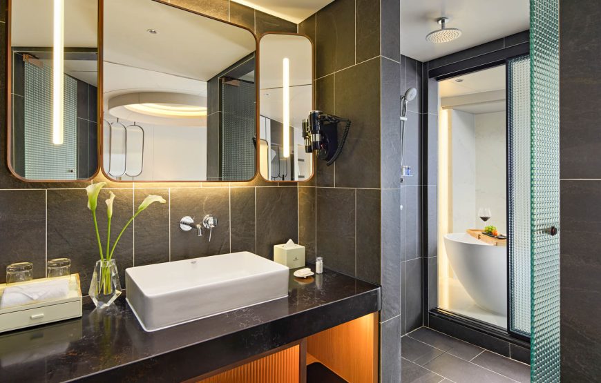Pearl Suite
