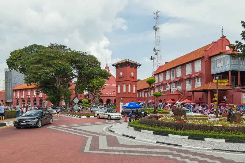 De carro de Singapura a Malaca