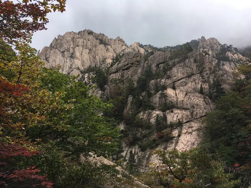 Estrada de montanha até a fronteira com o Vietnã