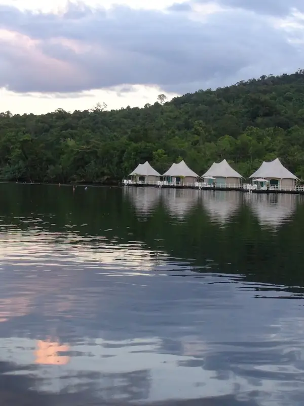 Discover Cambodia: Temples, Battambang, the Coast and Koh Kong in 14 Days