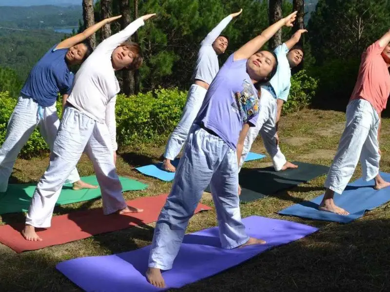 Break-up curse in Da Lat: Yoga retreats for couples