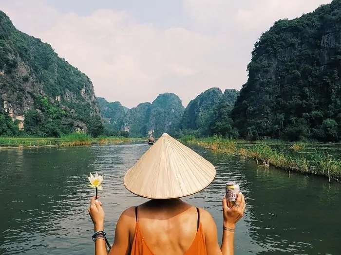 Vietnam Itinerary - Top 5 Best Places To Travel - Metta Voyage