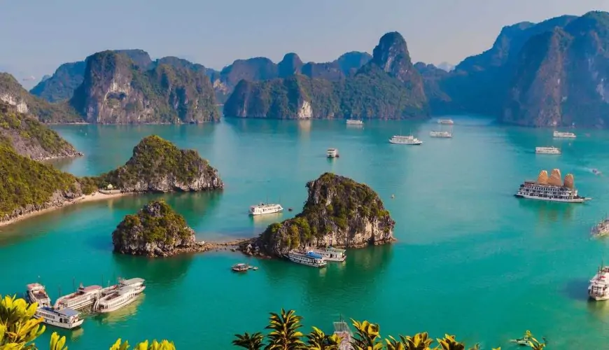 Halong Bay Day Trip: How To Organize Your Trip Perfectly