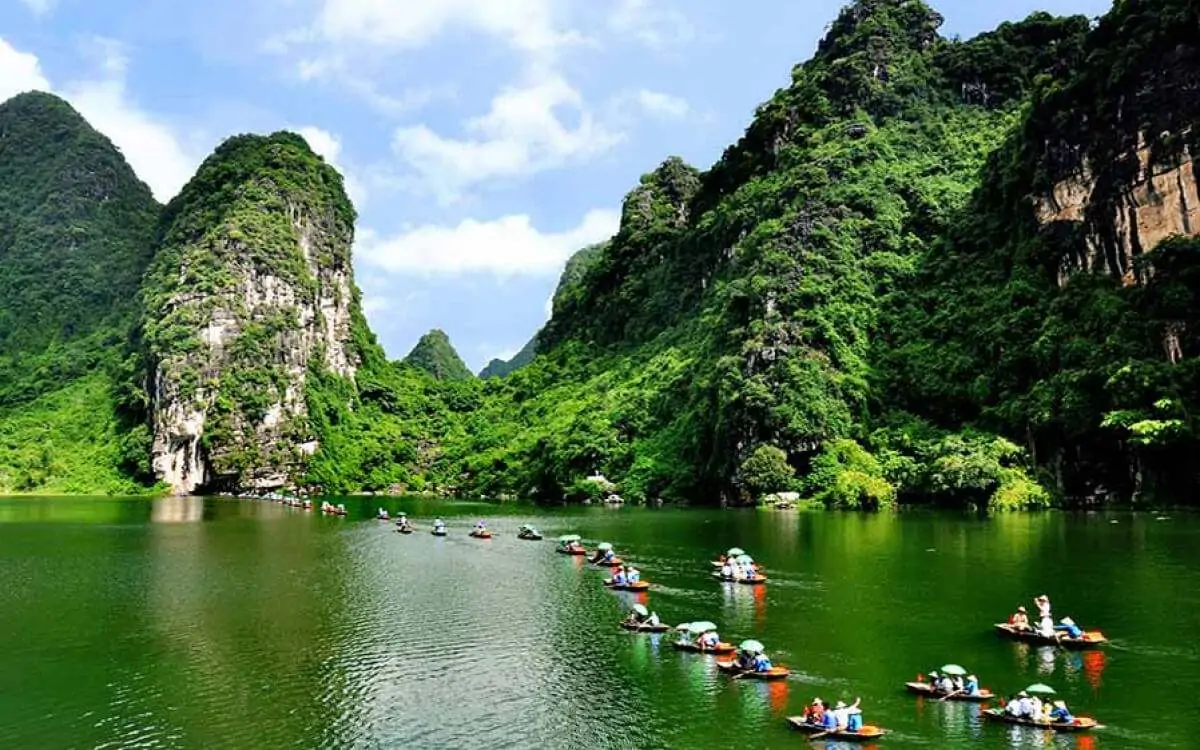 Explore Trang An Vietnam Travel Guide; Tips – Update 2023