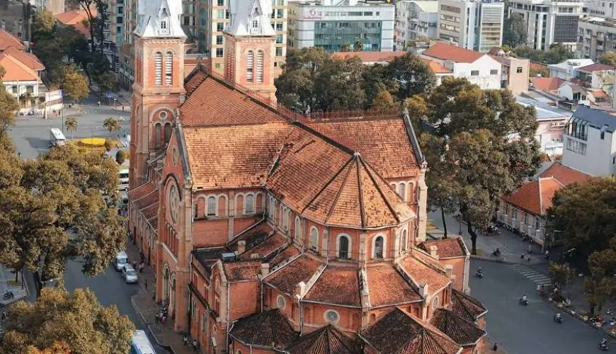 1 Day Touring Visting Beautiful Notre Dame Cathedral of Saigon