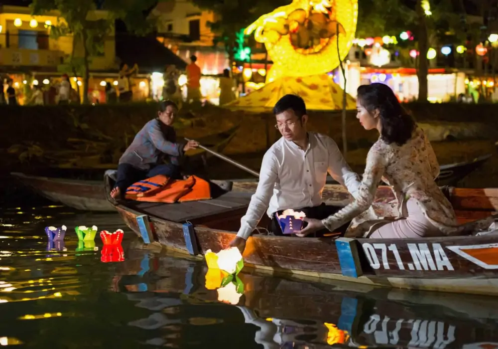 Discover Vietnam In Style For Couple