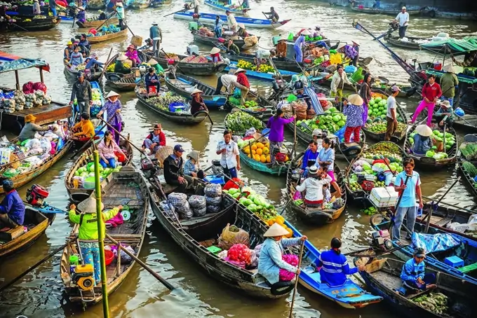 Day 4: Visit Cai Rang floating market – Ho Chi Minh City  (B/L) 