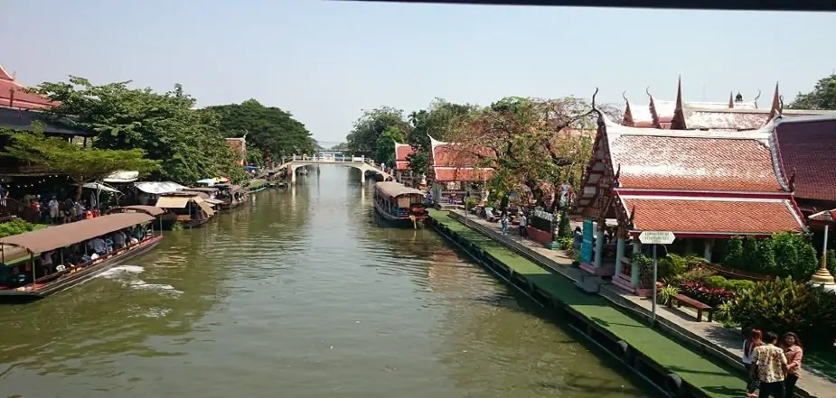 Kwan-Riam-Floating-Market