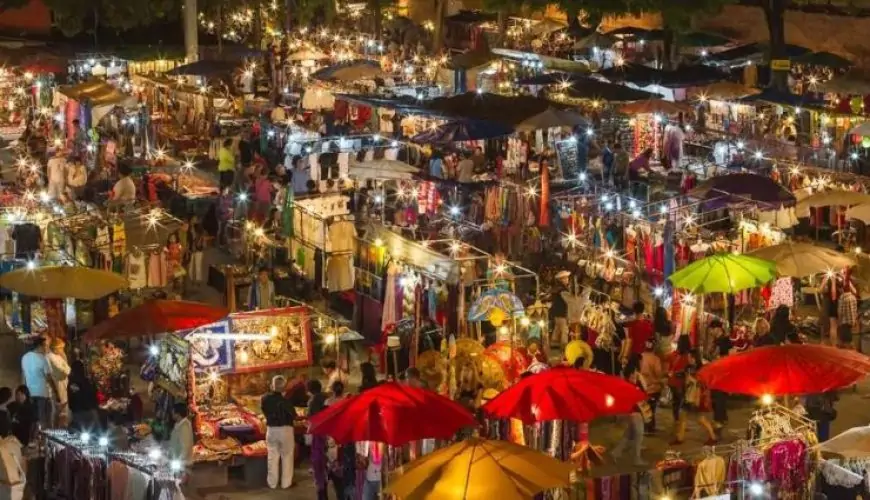 Explore The 15 Chiang Mai Night Markets With Vibrant Atmosphere