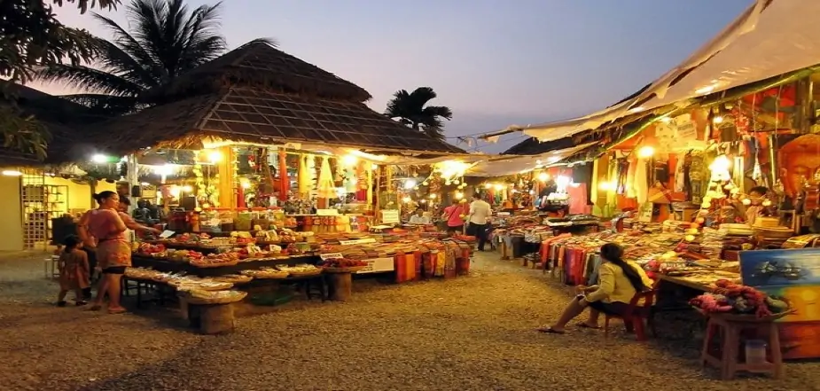 Siem-Reap-Night-Market-Cambodia