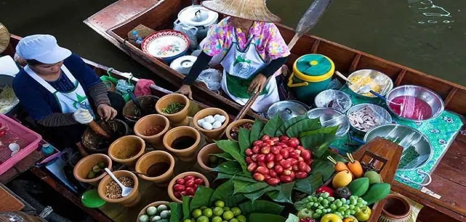 Taling-Chan-Floating-Market
