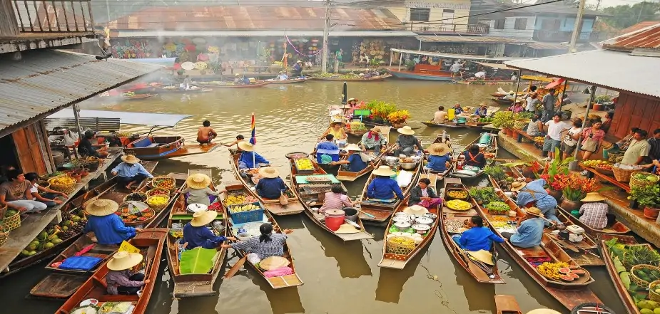 The-Floating-Market-Damnoen-Saduak