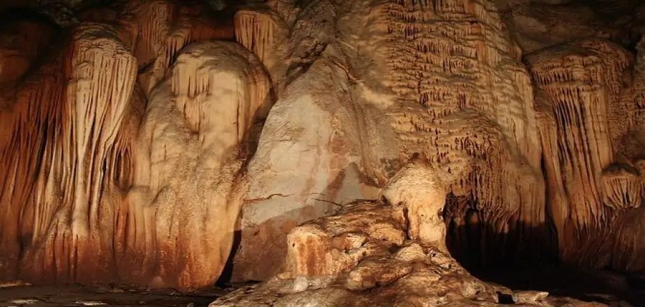 Visit-The-Chiang-Dao-Cave 