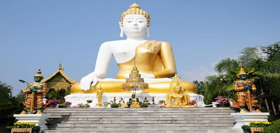 Wat-Phra-That-Doi-Kham